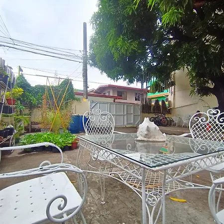 Bed And Brewhouse Sucat-3